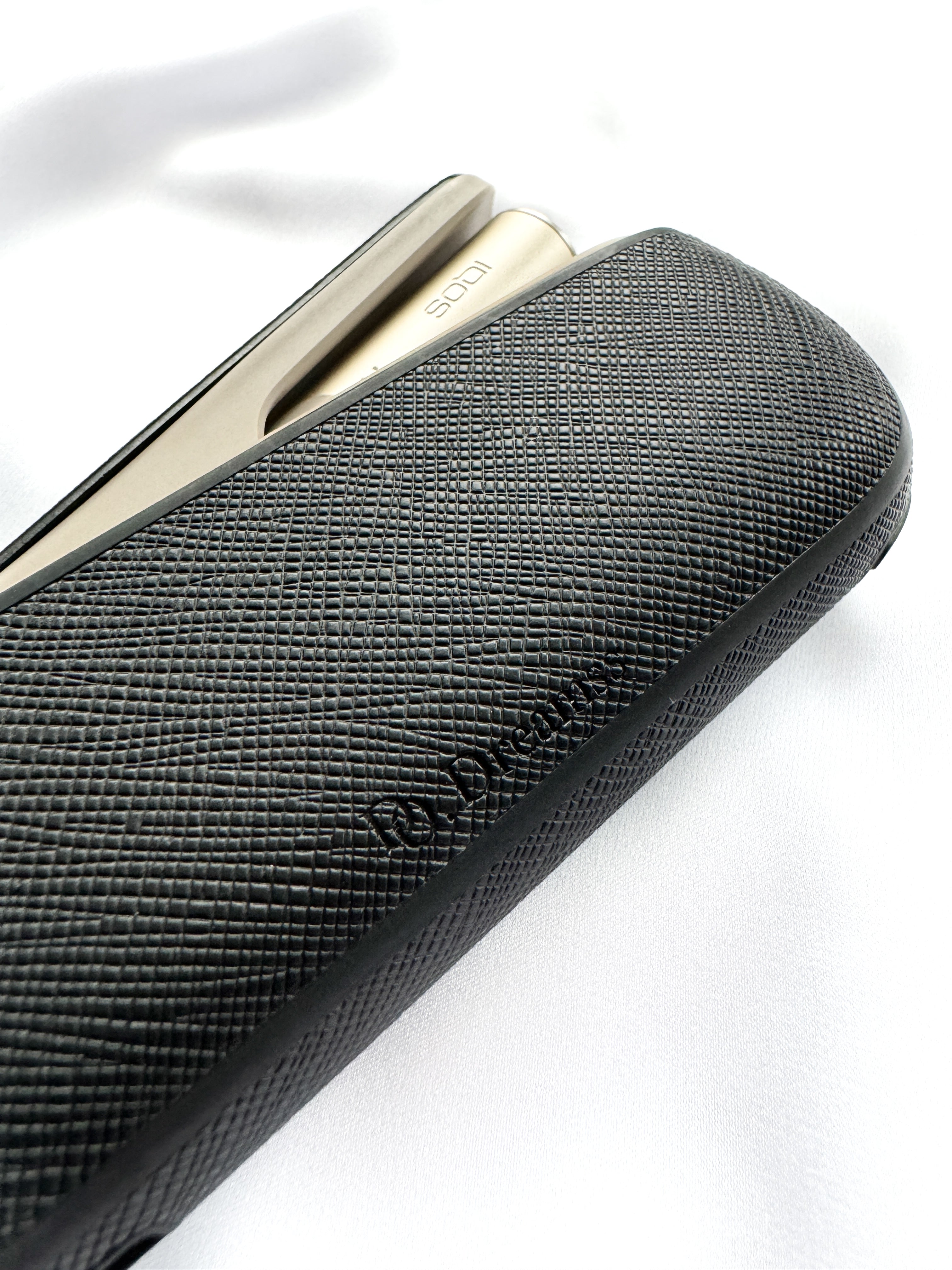 IQOS Iluma Case "Elegant Black" - Do.Dreamss - Handmade Luxury Jewelry for Good Luck and Protection