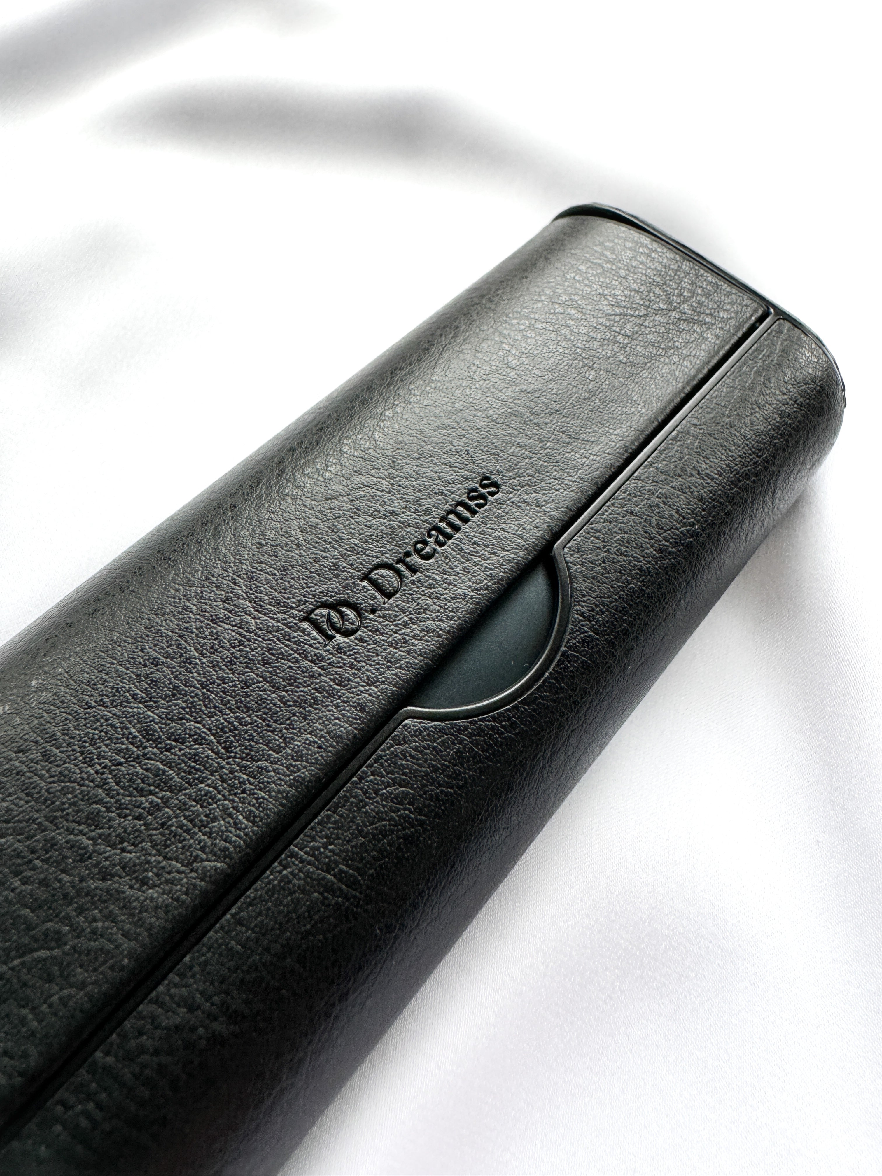 IQOS Iluma Prime Case "Black Leather" - Do.Dreamss - Handmade Luxury Jewelry for Good Luck and Protection